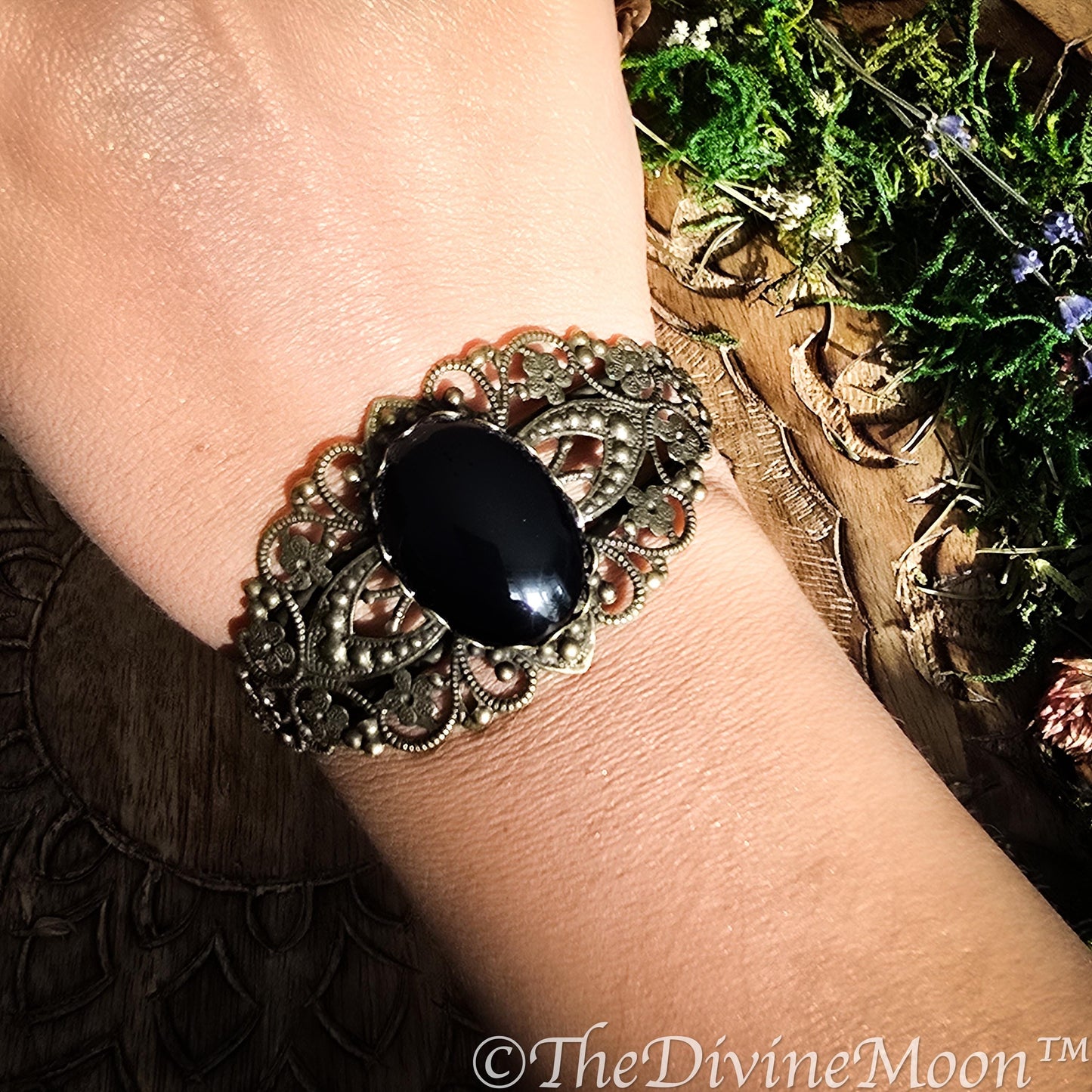 Antique Vintage Scrying Mirror Brass Bracelet - Bangle - Fortune Telling - Psychic - Divination - Scrying Tool - Witchy Gift - Gift - Divine
