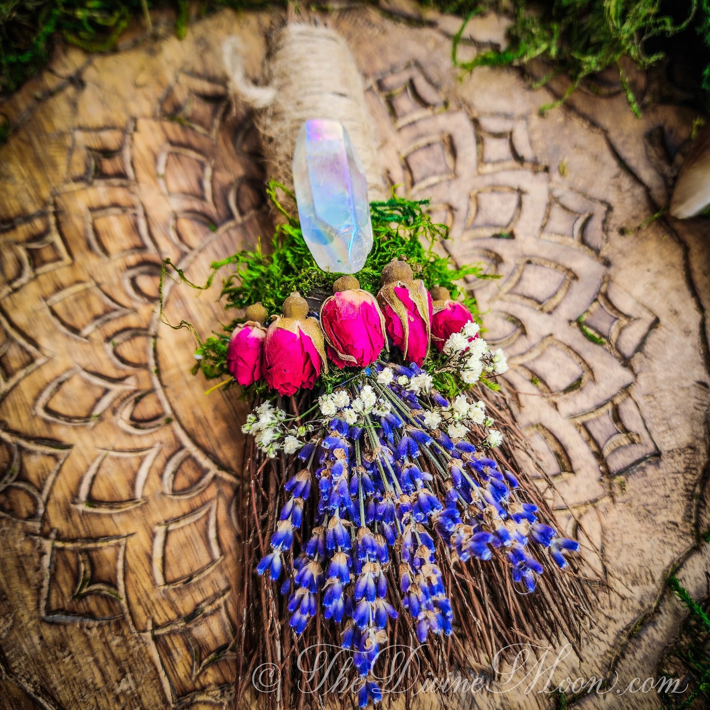 Mini Crystal Altar Cinnamon Witch Broom / Besom, Protection, Warding, Altar Protection, Jump the Broom Mini, Quartz, Amplifying Energy
