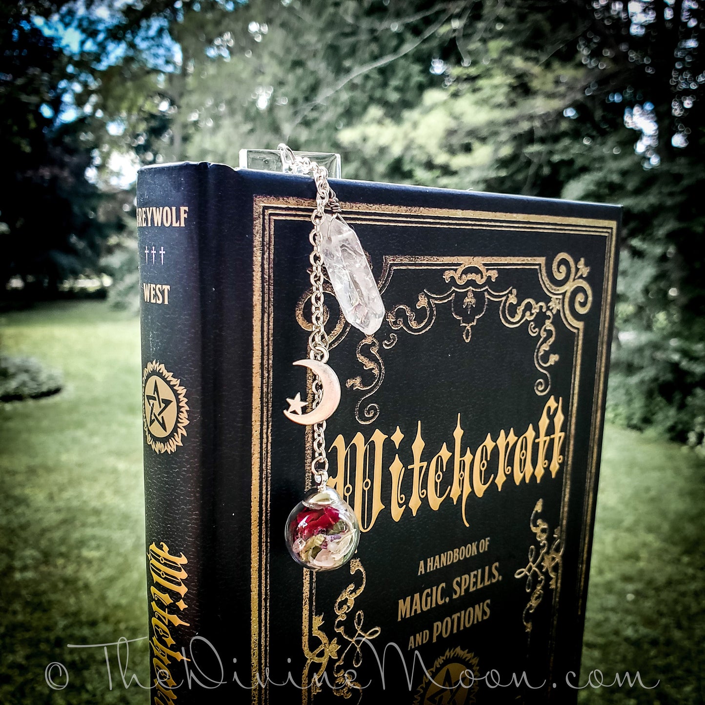 Crystal Witch Ball Bookmark - Witch ball - Spell Book Charms - Protection Ball - Protection Evil & Negativity - Warding - Book of Shadows
