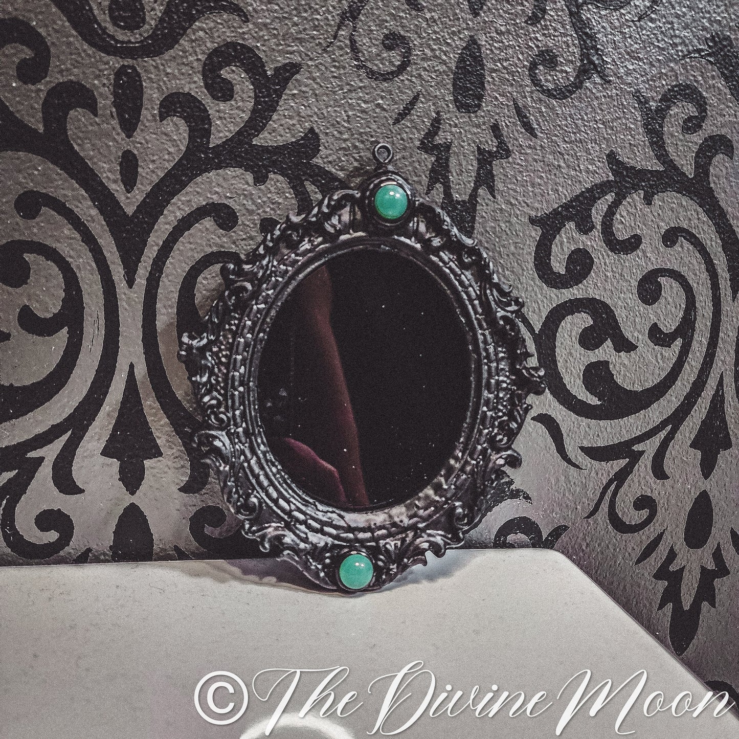 Uranium Glass Gems Scrying Mirror - V2UR1