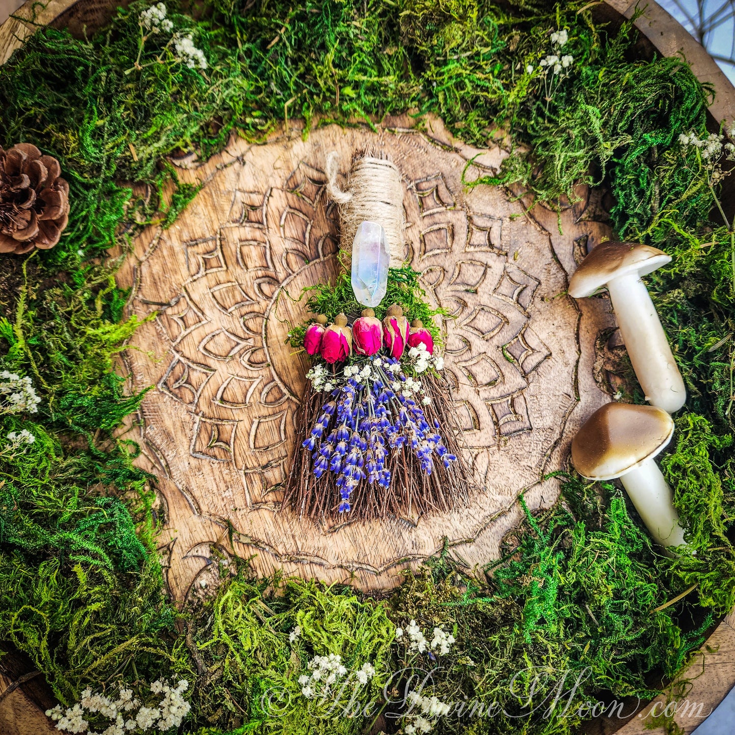 Mini Crystal Altar Cinnamon Witch Broom / Besom, Protection, Warding, Altar Protection, Jump the Broom Mini, Quartz, Amplifying Energy