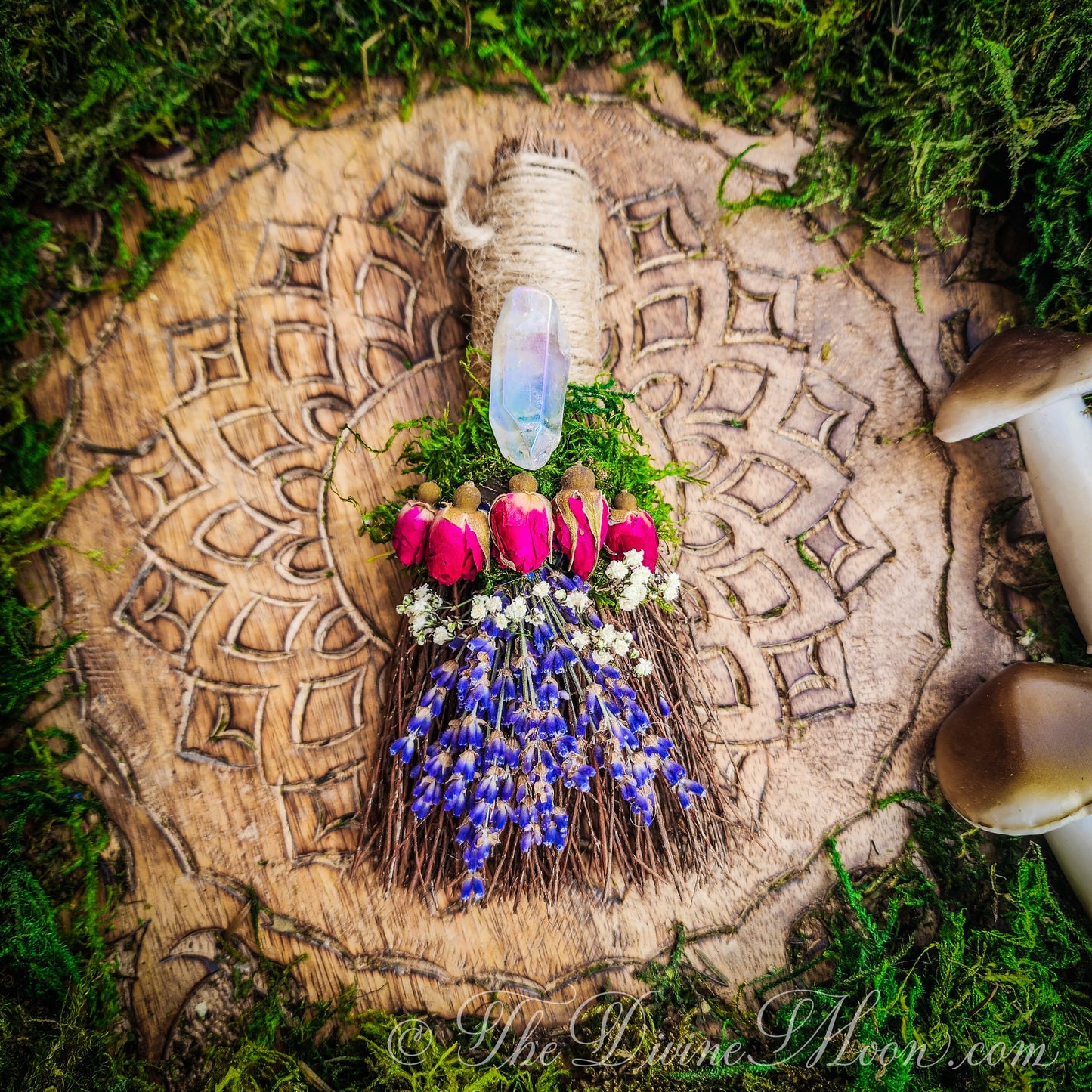 Mini Crystal Altar Cinnamon Witch Broom / Besom, Protection, Warding, Altar Protection, Jump the Broom Mini, Quartz, Amplifying Energy