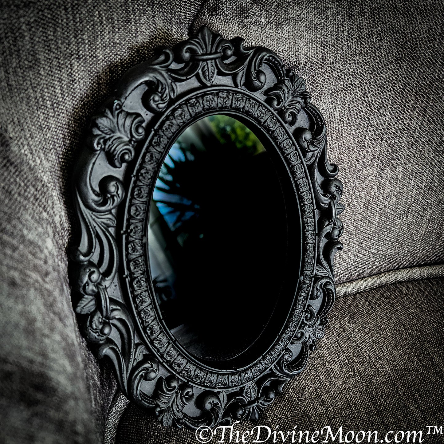 Antique Vintage Scrying Mirror - V9