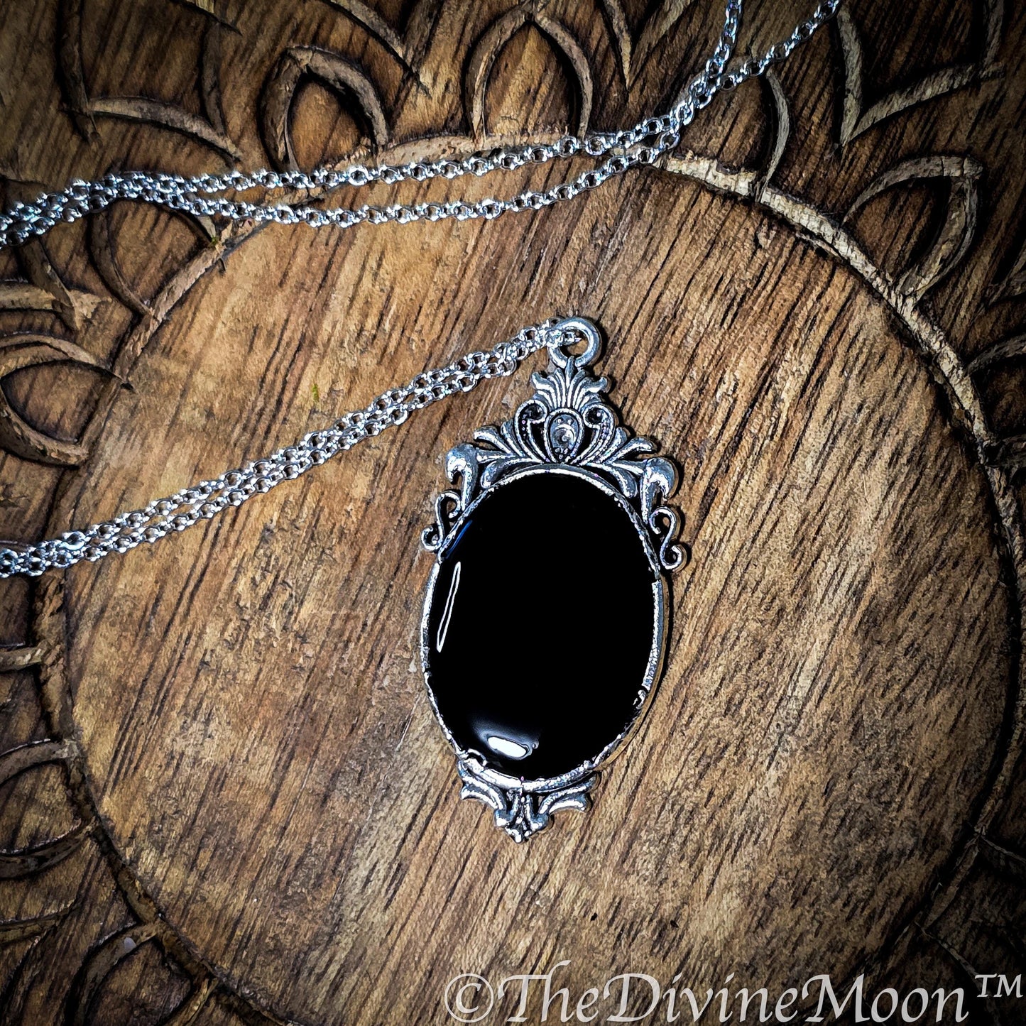 Antique Vintage Scrying Mirror Necklace - Fortune Telling - Psychic - Divination - Scrying Tool - Gift - Witchy Gift - Vintage Gift - Divine