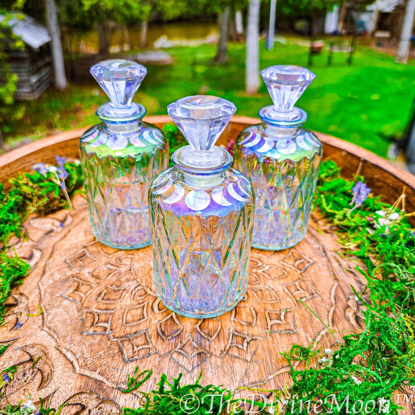 Aura Crystal Glass Moon Water Bottle 6 oz - Moon Diamond Corked Lid - Altar Tools - Vintage Bottle - Perfect Moon Water Bottle