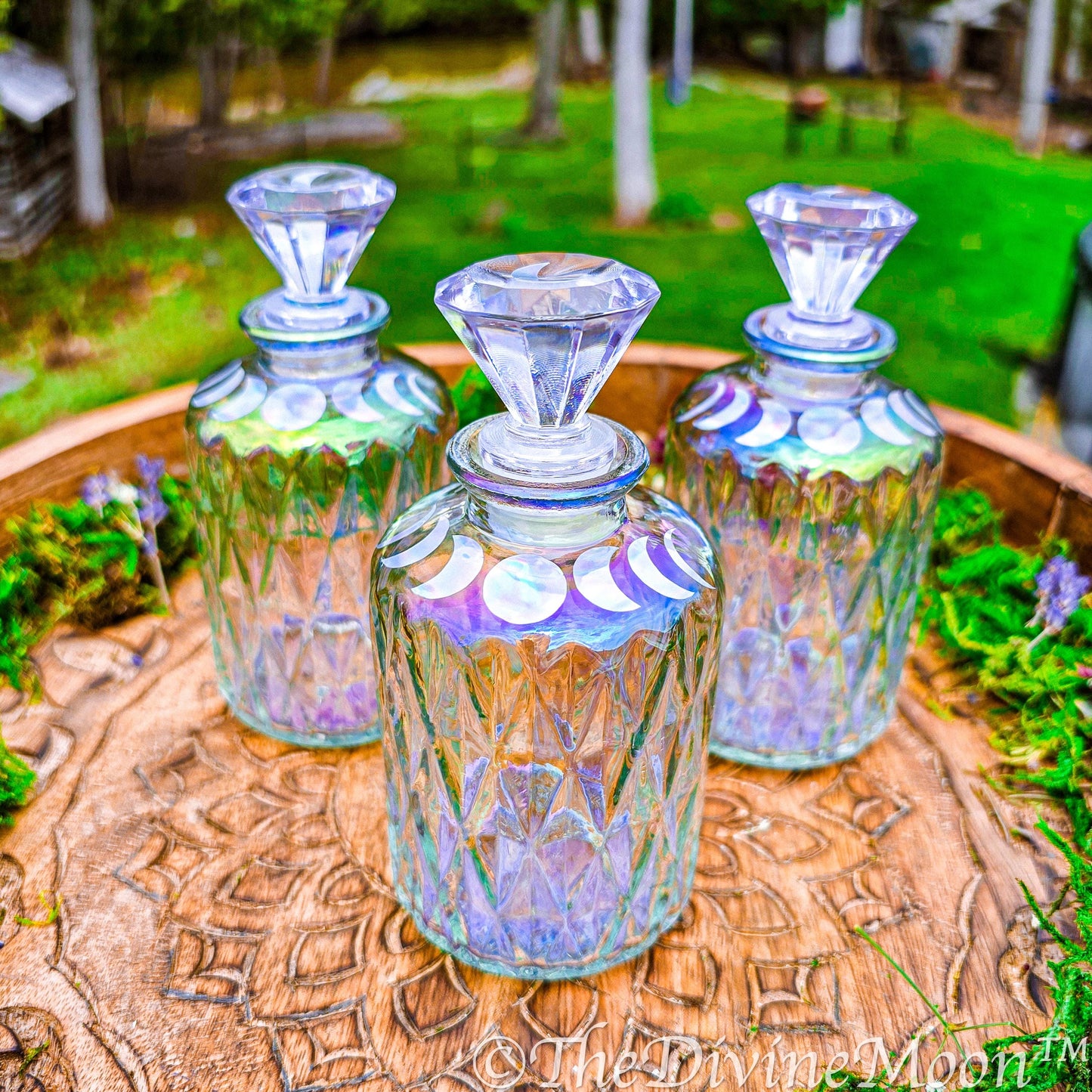 Aura Crystal Glass Moon Water Bottle 6 oz - Moon Diamond Corked Lid - Altar Tools - Vintage Bottle - Perfect Moon Water Bottle