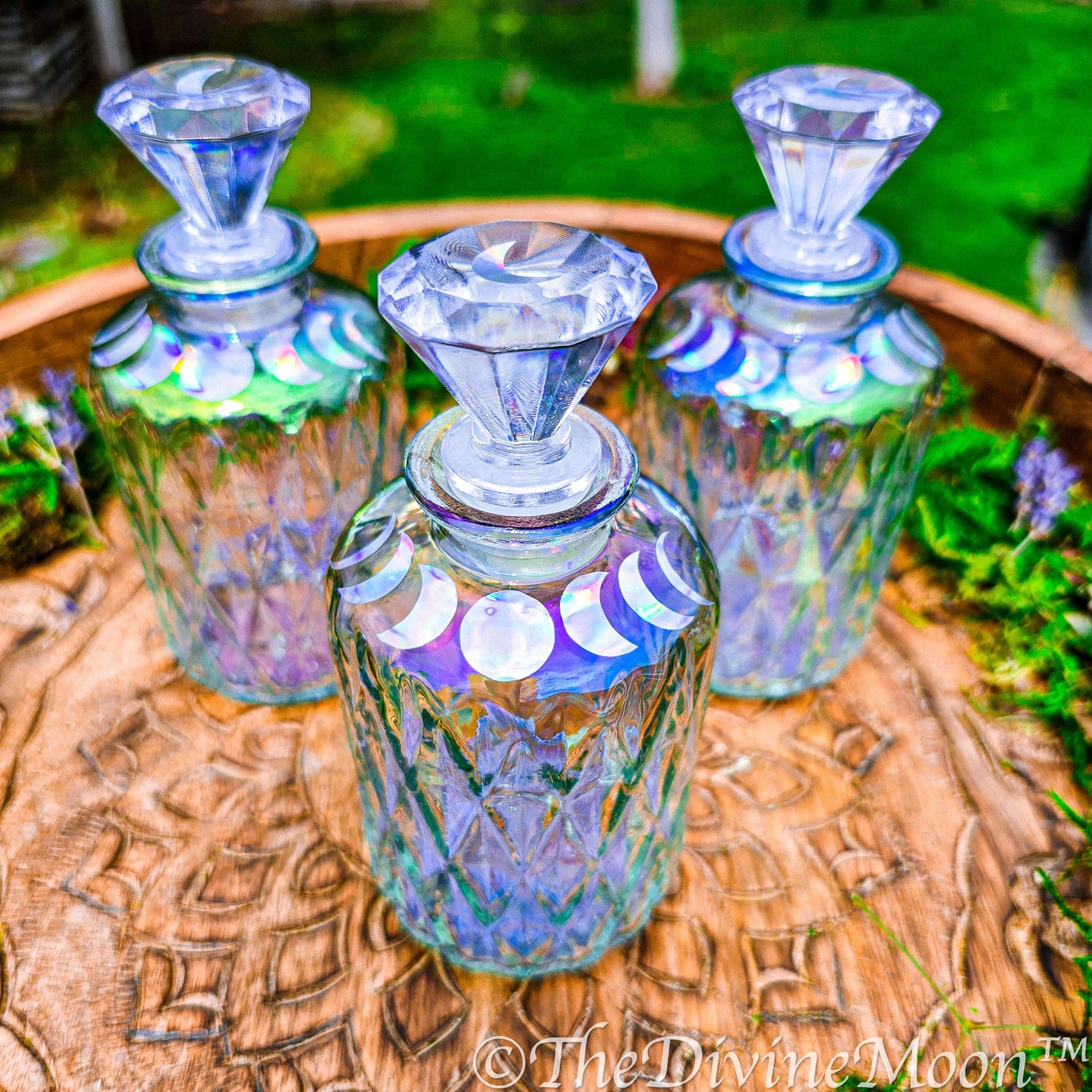 Aura Crystal Glass Moon Water Bottle 6 oz - Moon Diamond Corked Lid - Altar Tools - Vintage Bottle - Perfect Moon Water Bottle