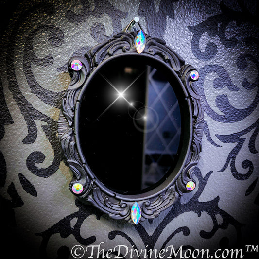 Antique Vintage Scrying Mirror - V12GM