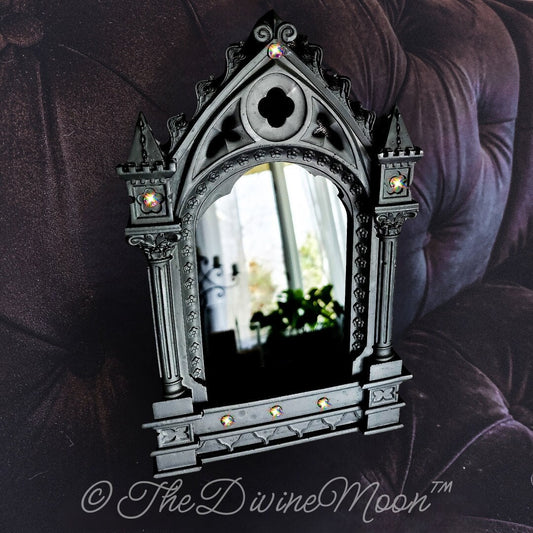 Gothic Arch Vintage Style Scrying Mirror - V8