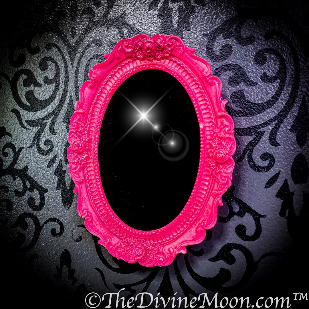 Antique Vintage Scrying Mirror - V1PNK
